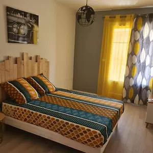 https://appart-arles-centre-sous-le-soleil-de-provence.fr-provencehotel.com